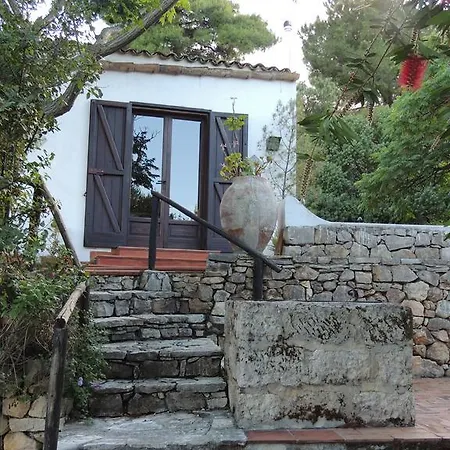 Villa Adamo Scopello (Sicily)