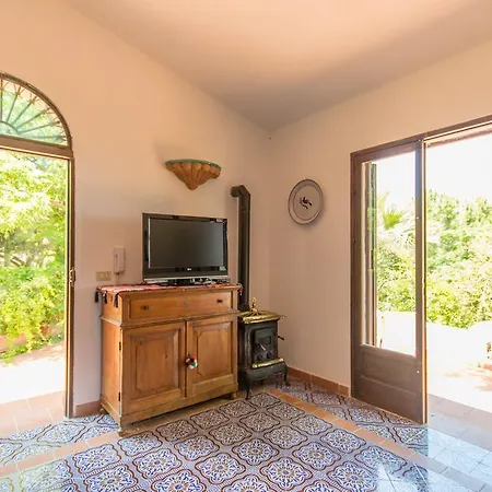 Adamo Villa Scopello (Sicily)